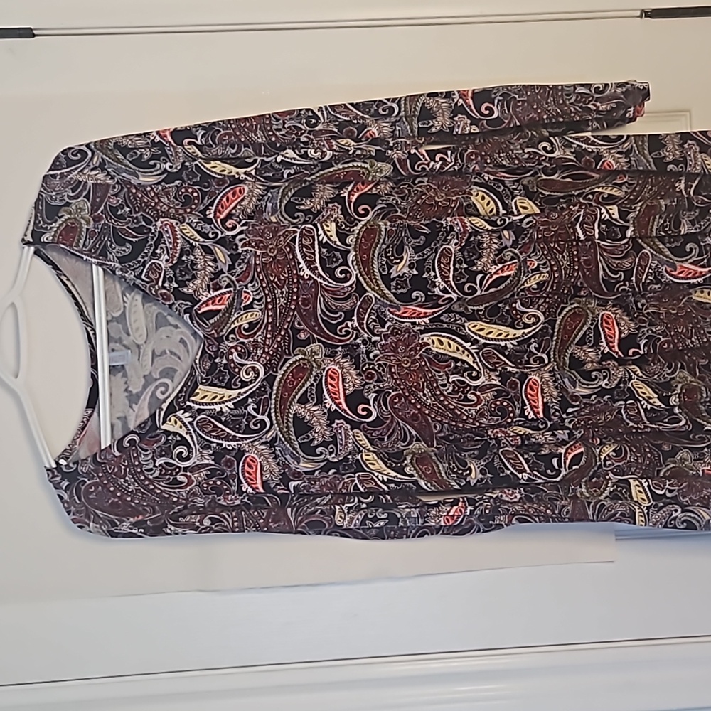 ■2 For $5 Awuliffan Paisley print top size xxlg